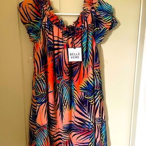 Hawaiian print flowery blouse